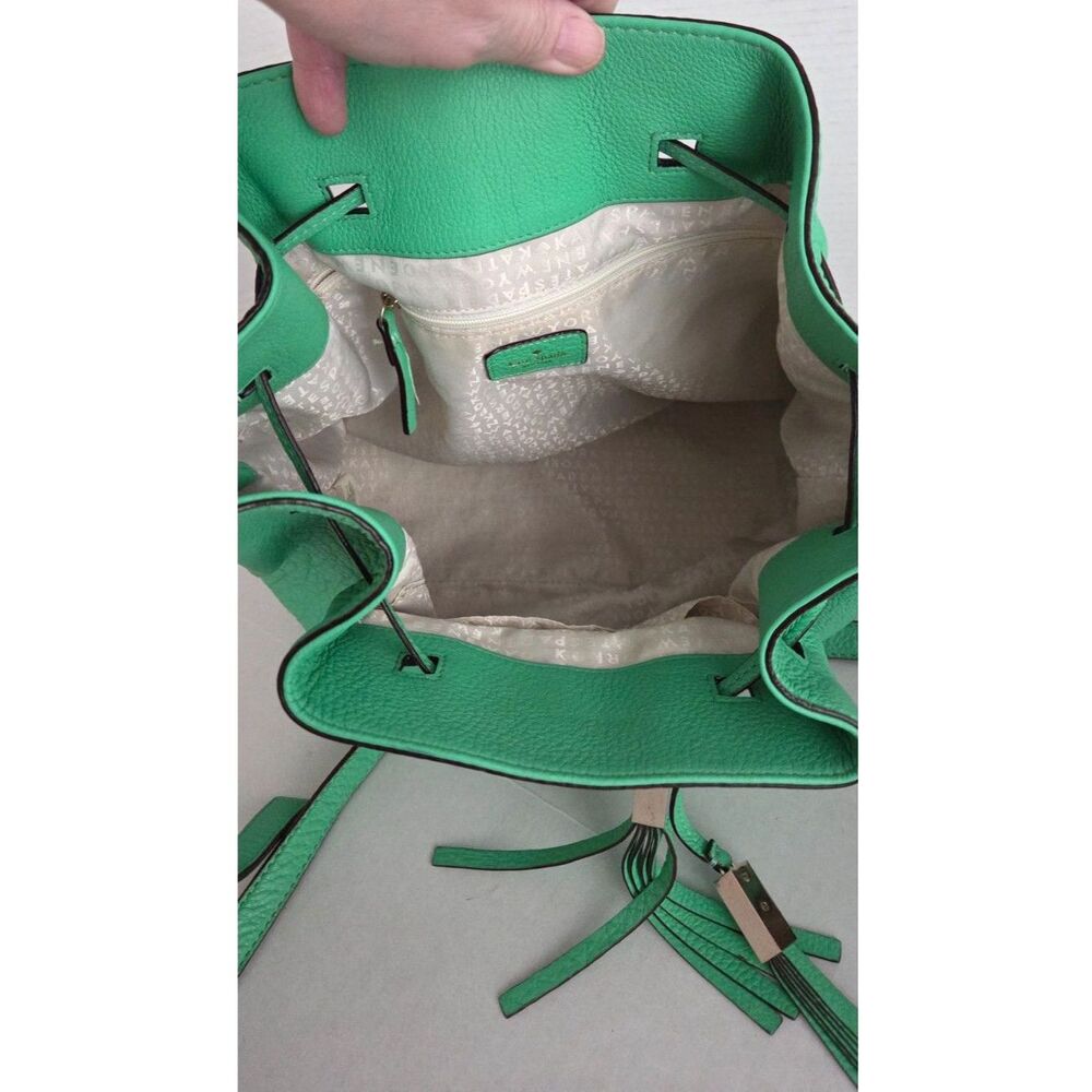 Kate Spade New York Green Pebbled Leather Bucket Bag Drawstring Crossbody - Picture 4 of 8